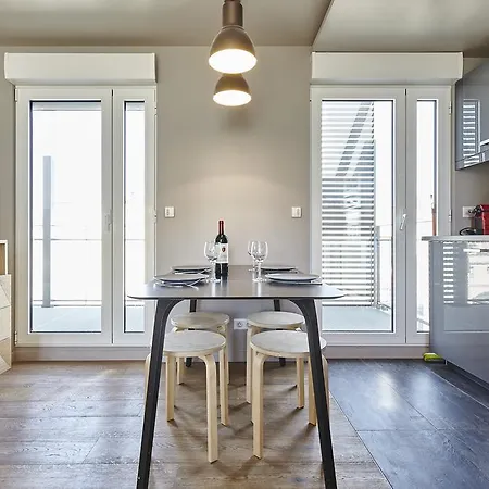 Lumineux Avec Terrasse *