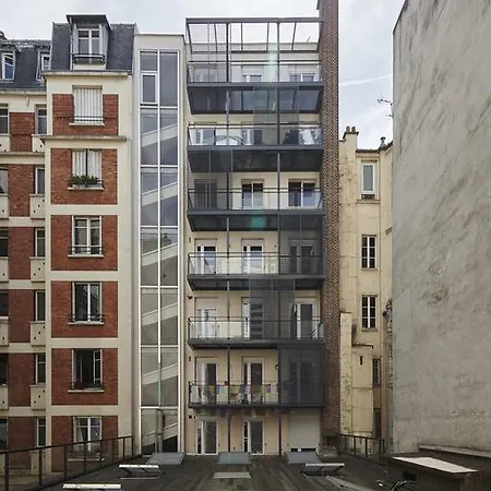 Lumineux Avec Terrasse Apartman *